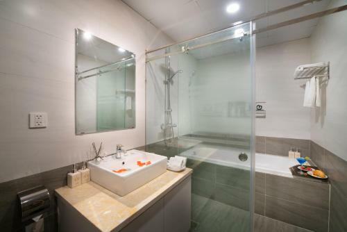 Bao Hung Hotel & Apartment