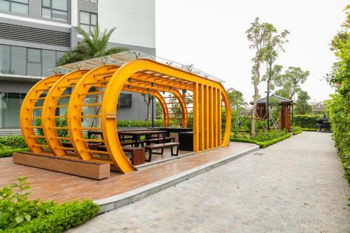 V-one Hotel