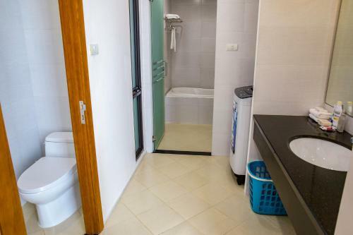 Hb Service Apartment