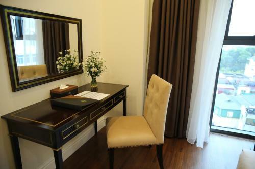 Adonis Hotel