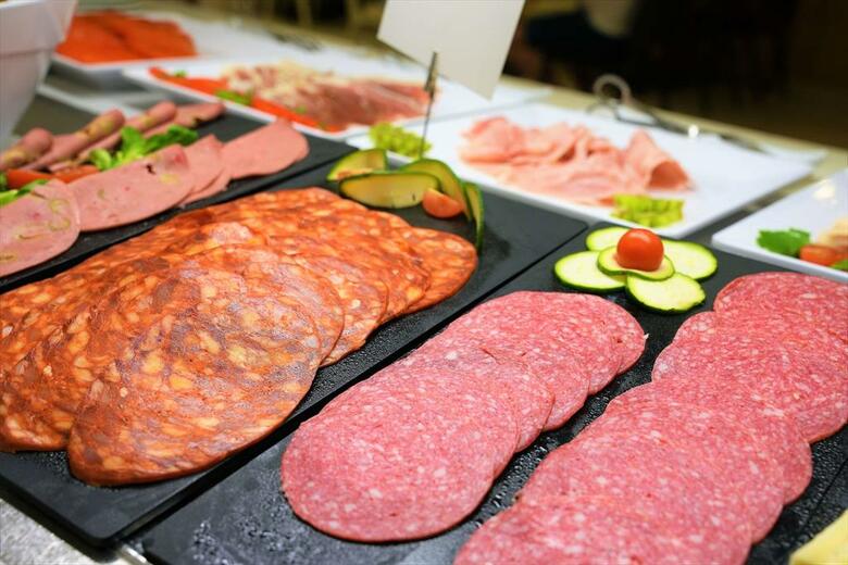 Hotel Port Valencia Azafata