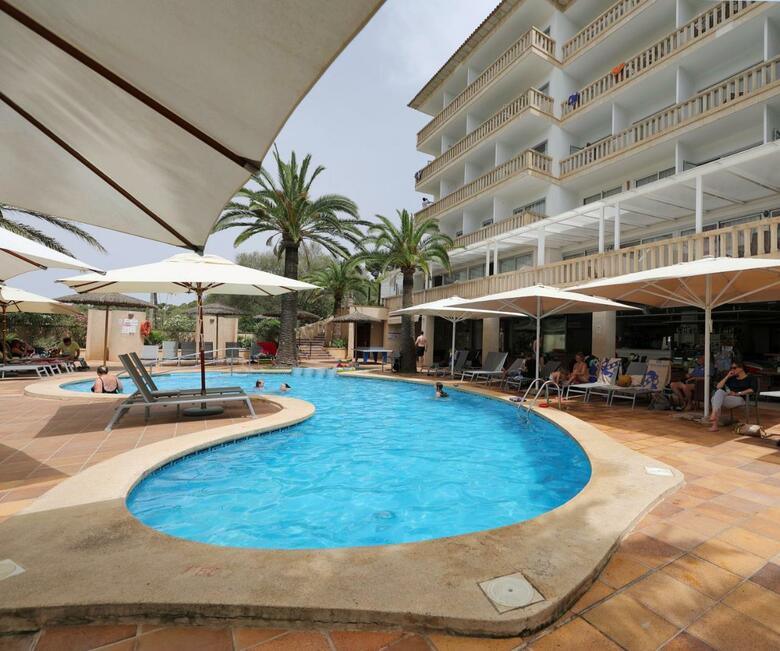 Hotel Apartamentos Cala Santanyi