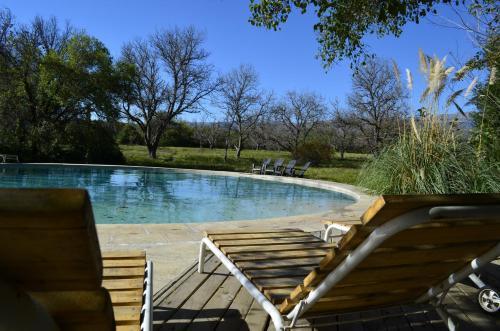 Posada Manantial Hoster�a & Caba�as