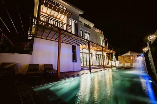 The Watermark Beachside Hotel