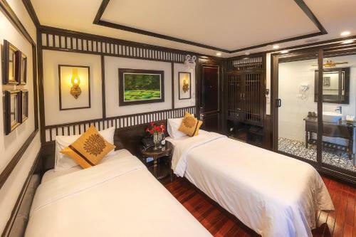 Sena Cruises - Wonder On Lan Ha Bay