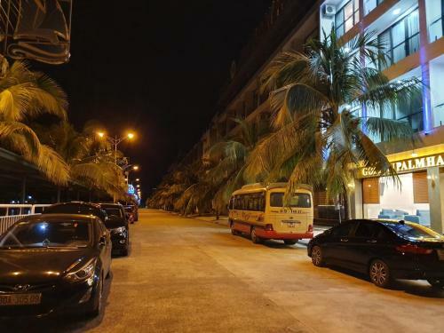Golden Palm Halong Hotel