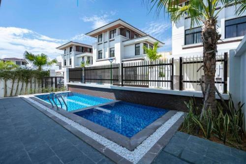 Bayhomes Villa Flc H? Long