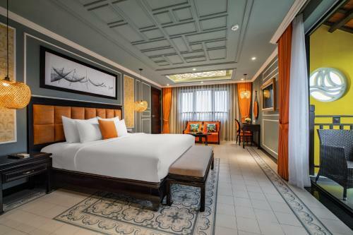 Hotel Mulberry Collection Silk Marina Imperial Wing