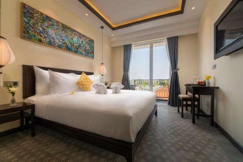Hoi An Merrily Hotel