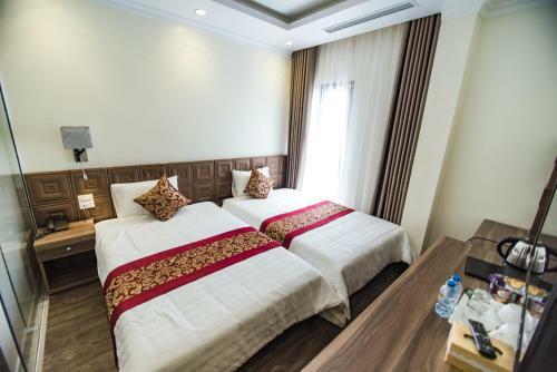 H? Long Legend Hotel