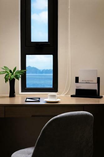 Hotel La Batisse Resort Halong