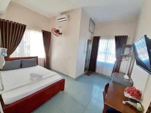 Amy Hostel Hue