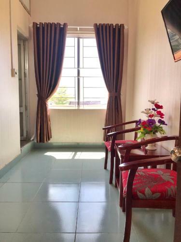 Amy Hostel Hue