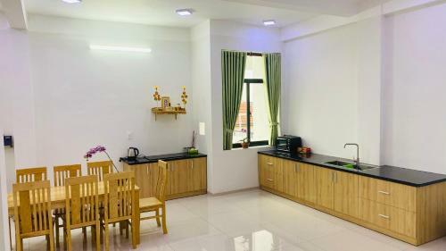 Hue Classic Hotel