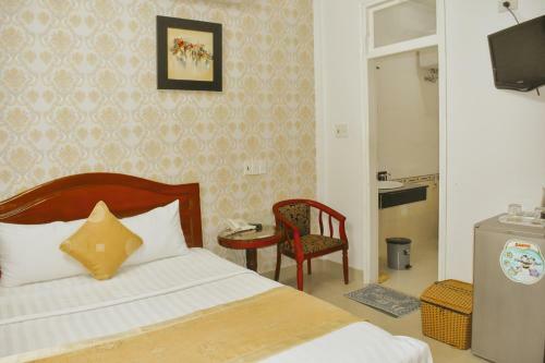 Hue Harmony Hotel