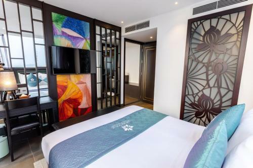 White Lotus Hue Hotel