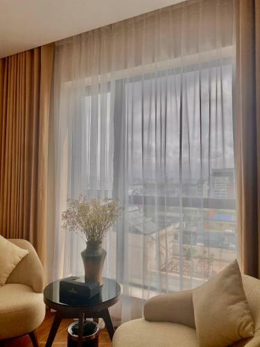 Luxury6 Hotel