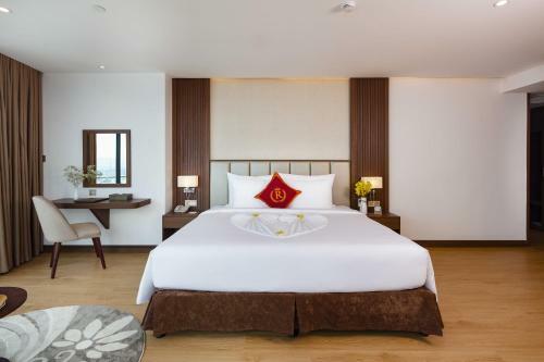 Regalia Gold Hotel