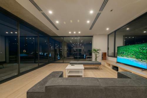 The Bridge Luxury Villa Nha Trang