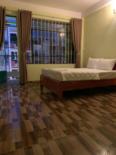 Hotel C?n H? Cho Thu�