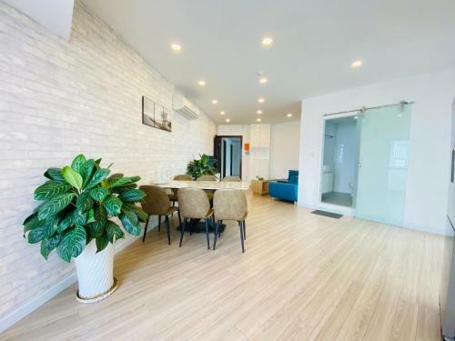 Kim Apartment