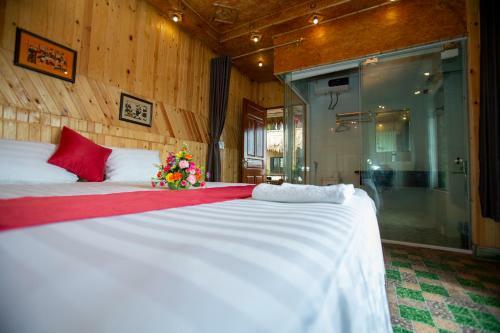 Hang Mua Bamboo Homestay