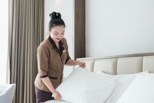 Hotel Sunset Beach Resort And Spa