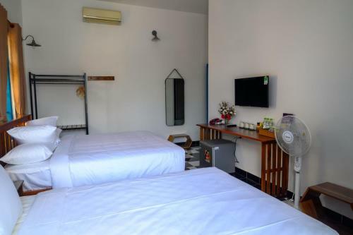 Hotel Vida Loca Sunset Beach Resort