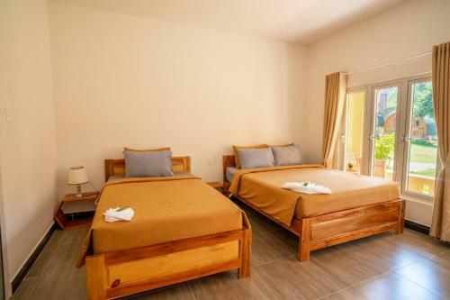 Hotel Vida Loca Sunset Beach Resort