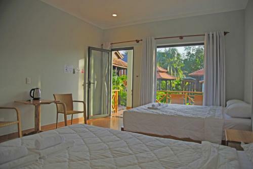 Hostal Phu Quoc Areca Garden Bungalow