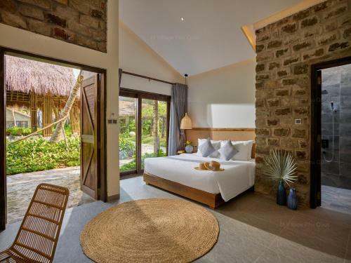 Hotel M Village