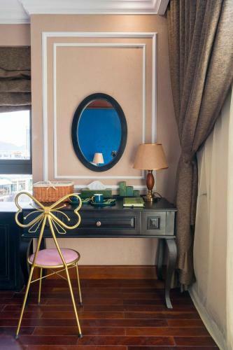 La Maison Boutique Hotel