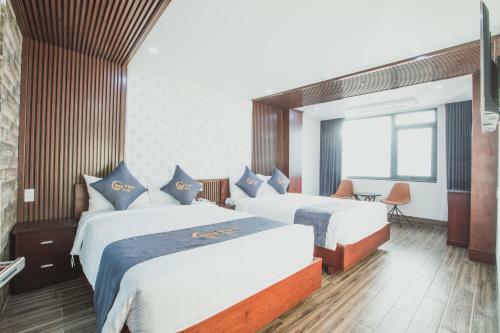 Kh�ch S?n Sea View Hotel