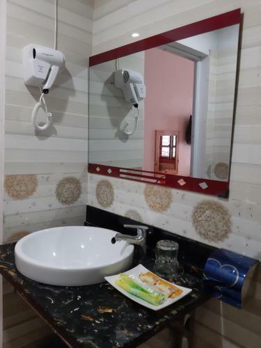 Hostal Dang Khoa Garden Inn