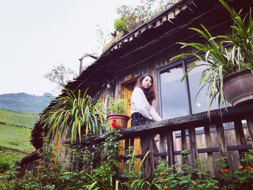 Muong Hoa River View Homestay