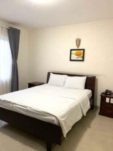 Phong Lan 2 Hotel