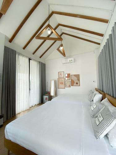 Hotel Daisy House