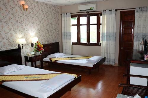Hotel Kh�ch S?n C?u Long
