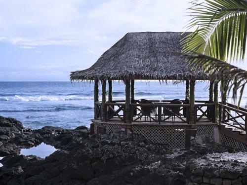 Hotel Return To Paradise Resort
