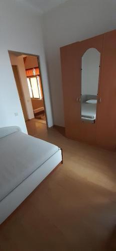 Hostal Magnolia Guest House