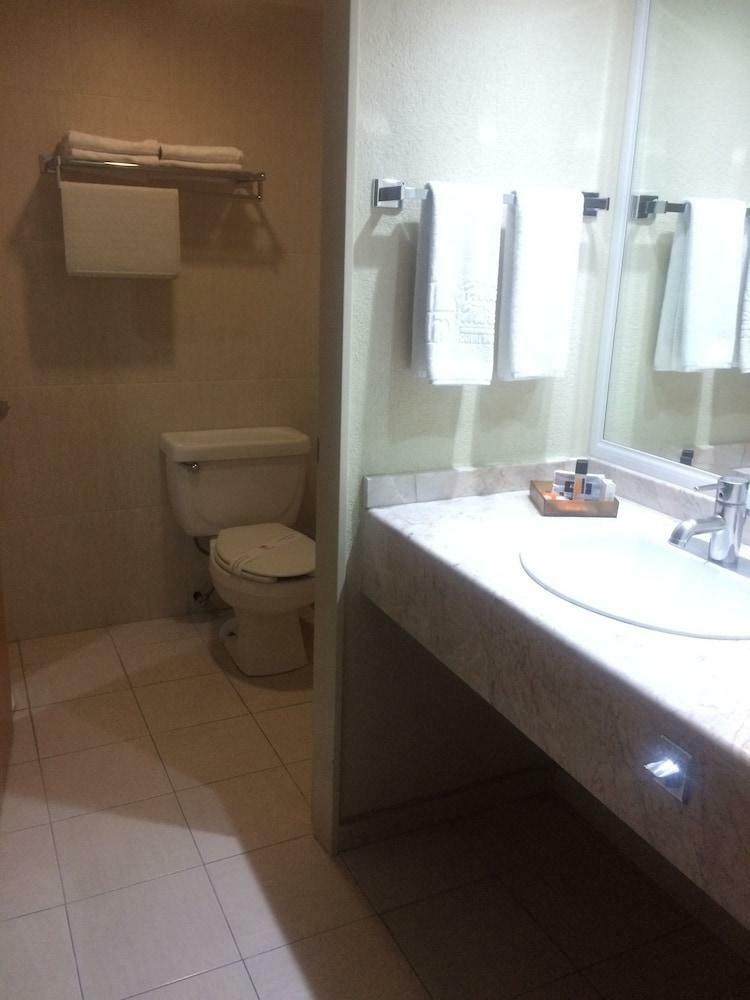 Hotel Mirabel