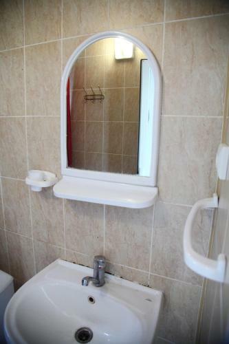 Hostal Romashka Guest House