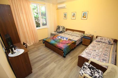 Hostal Nacharianoff Guest House