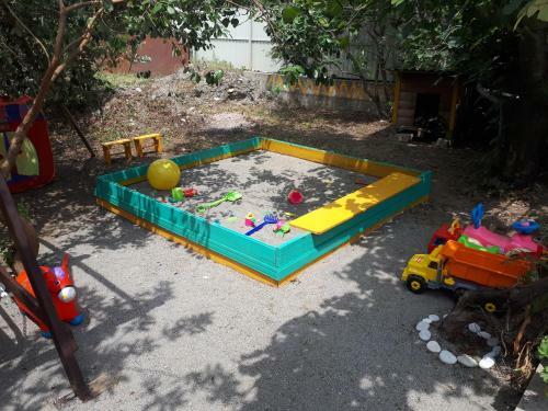 Hostal Pomegranate Yard