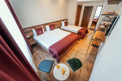 Monarch Boutique Hotel
