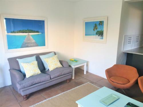 Aquablue Apartment