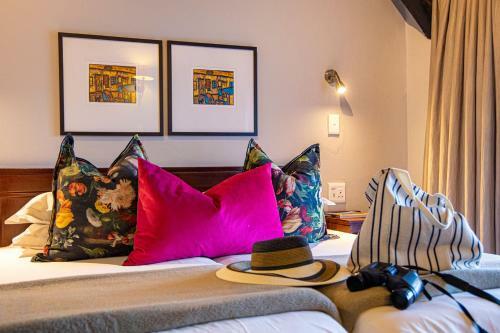 Hotel Cavern Resort & Spa