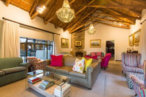 Hotel Cavern Resort & Spa