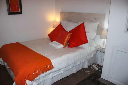 Hostal Demepran Grove B & B