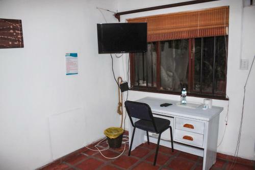 Hostal Demepran Grove B & B